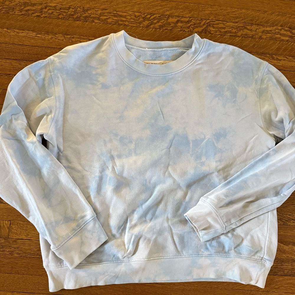 Raquel Allegra Light Blue Tie-Dye Sweatshirt - size 3 (med/large)